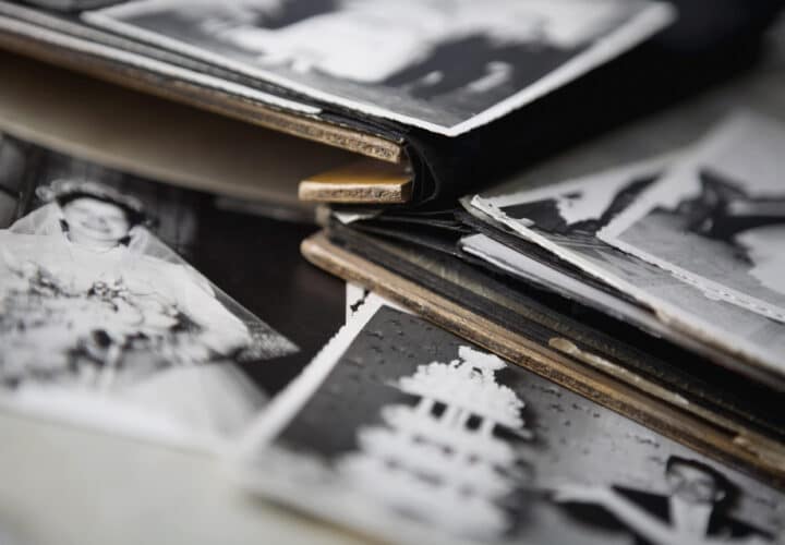 marriage close friends may protect dementia