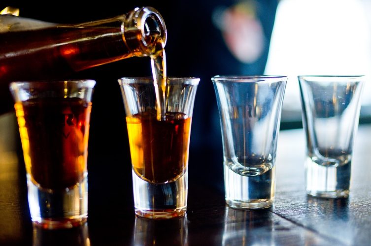 could drinking too much alcohol cause dementia being patient