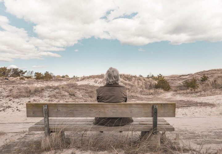 dementia apathy