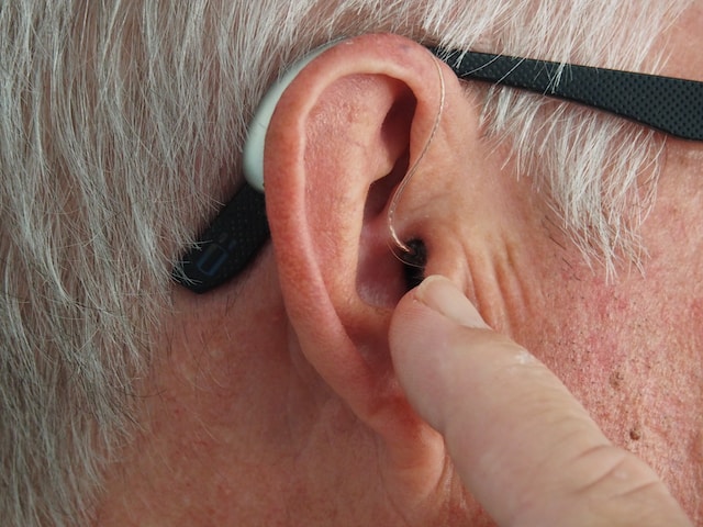 hearing loss dementia care homes